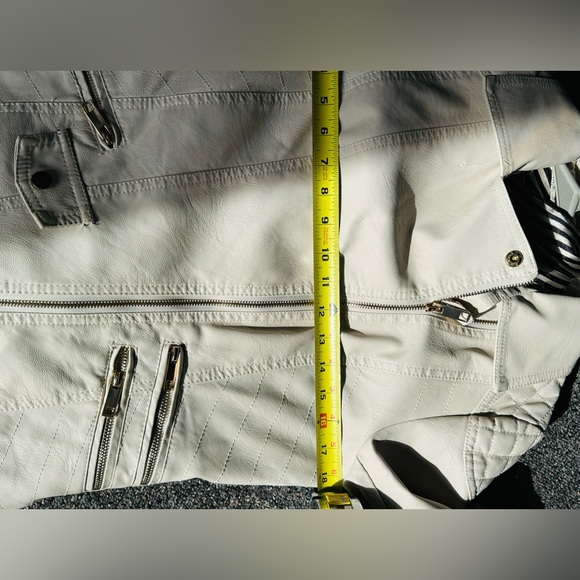 AKIRA Chicago Black Label   Women’s Full Zip , Size Large - Picture 13 of 13